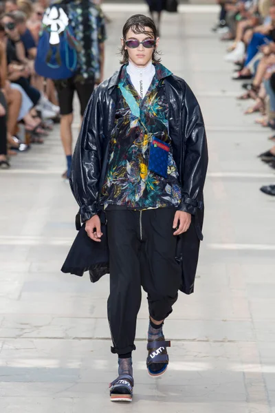 Look 6